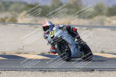 media/Dec-04-2025-Racers Edge (Thu) [[5ebc9f124d]]/3-B Group/1-Session 1 (Turn 7)/